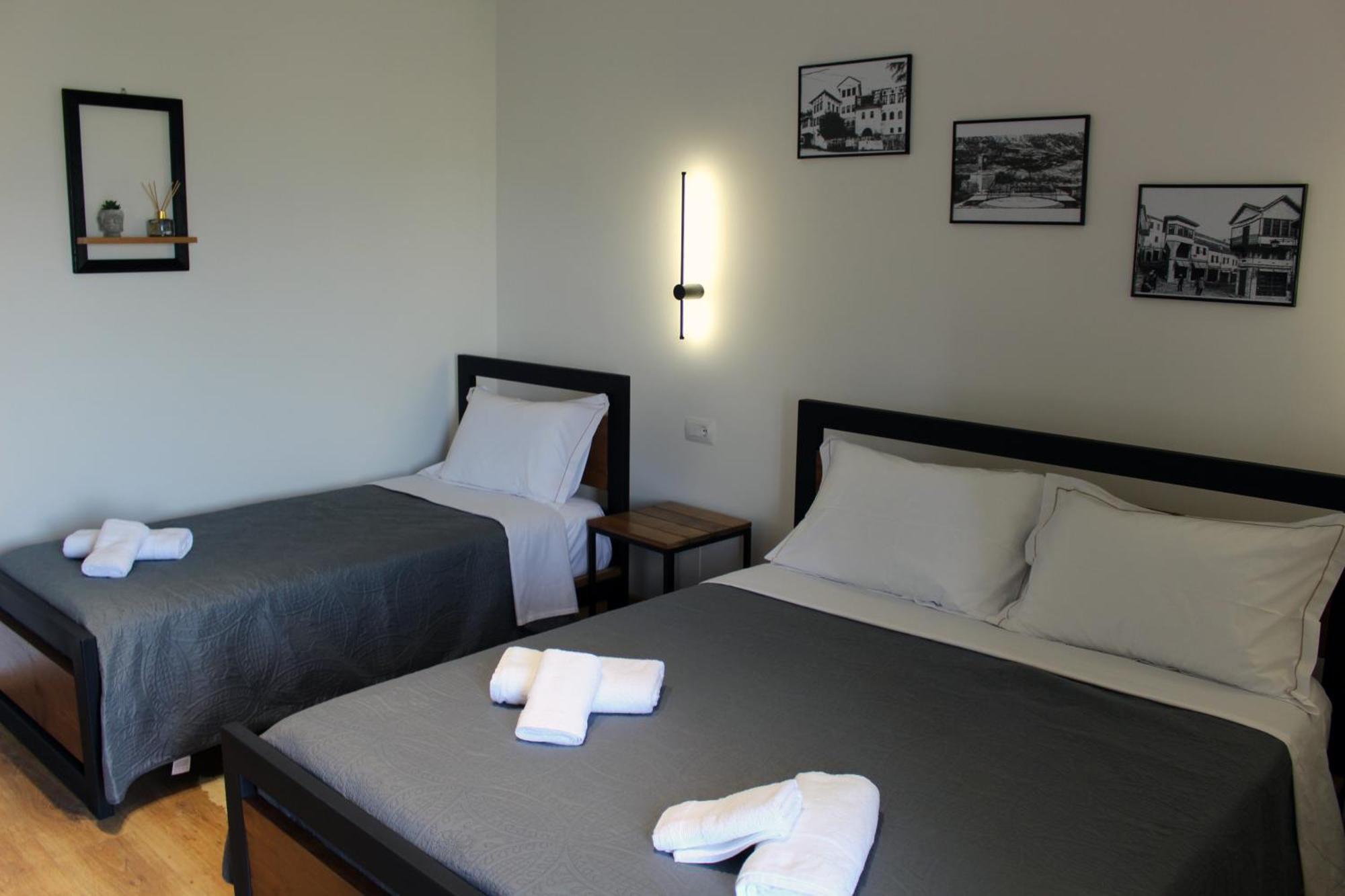 Guest House Amades Gjirokastër Eksteriør billede