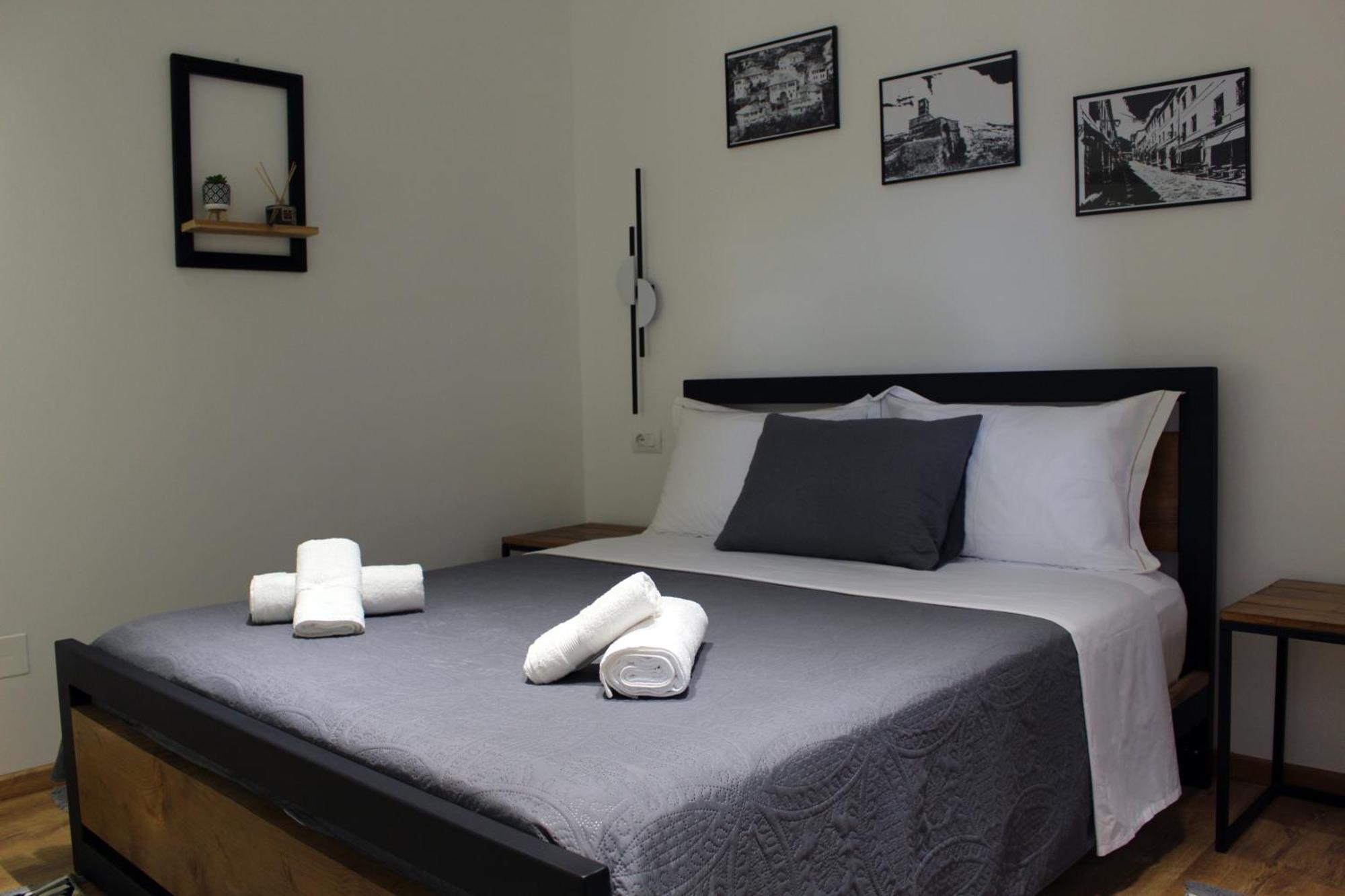 Guest House Amades Gjirokastër Eksteriør billede