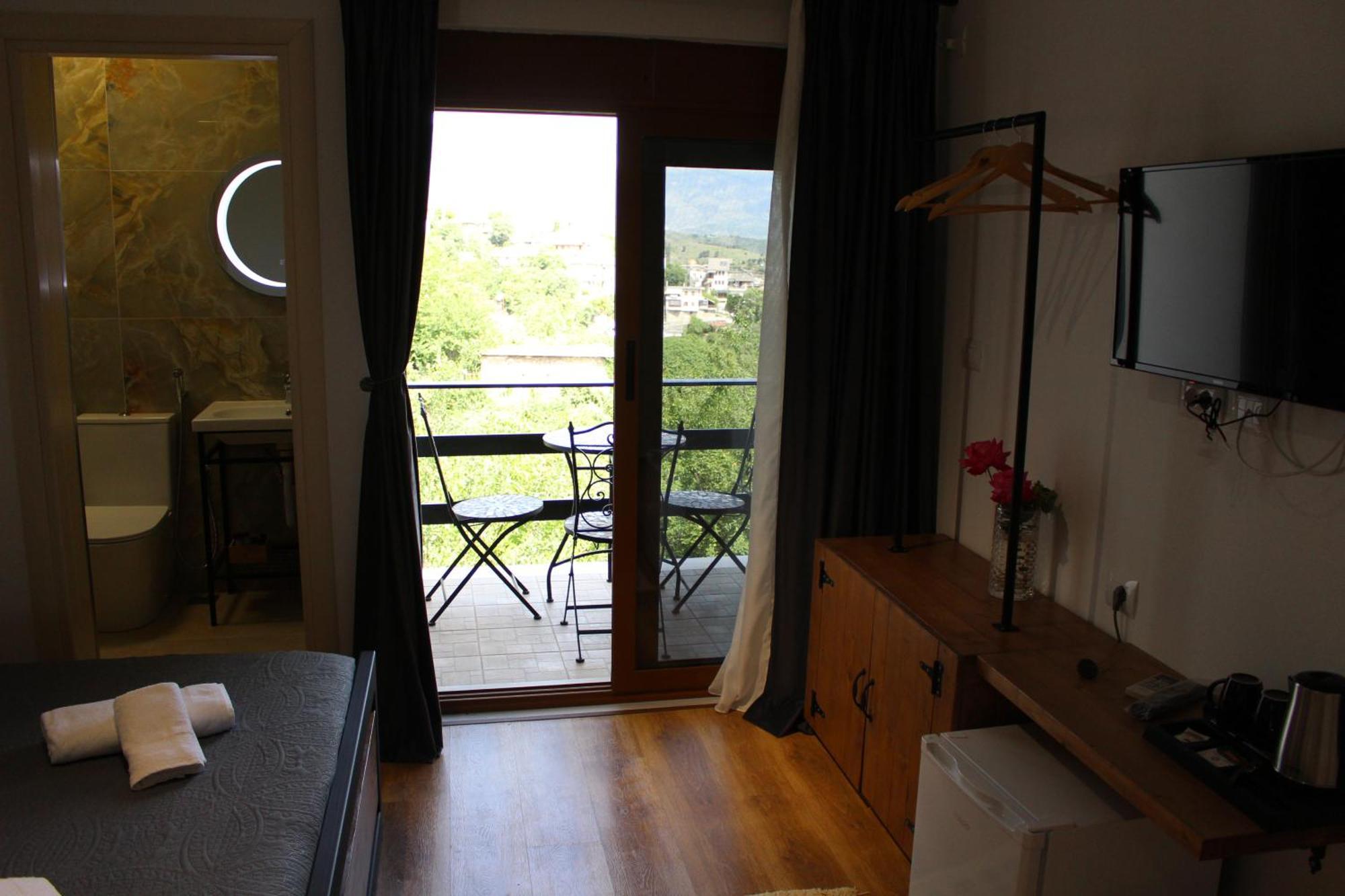 Guest House Amades Gjirokastër Eksteriør billede