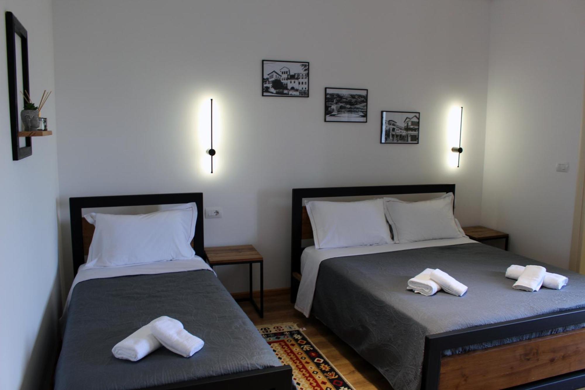 Guest House Amades Gjirokastër Eksteriør billede